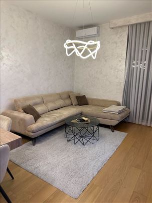 Luksuzan stan u  na premium lokaciji!