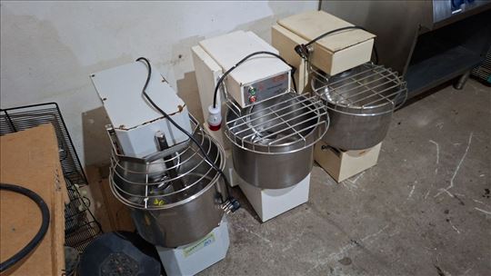 Mikseri za testo 3 komada 