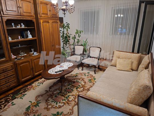 Namešten 2.0 stan, 64m2 u ulici Palmira Toljatija