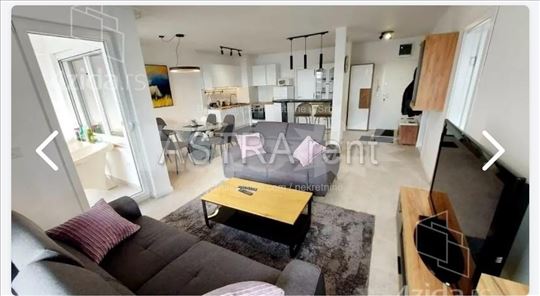 Novi Beograd, Blok 30 - Bulevar Mihajla Pupina