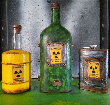 Radioaktivni set - Aukcija u toku