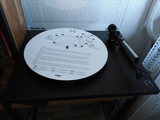Rega Planar 1 sa Ortofon 2m Blue
