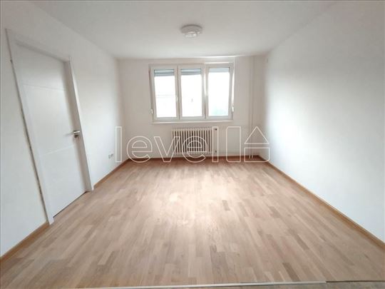 Stan,Novi Sad,Stara Detelinara,kv: 42.00, € 107000