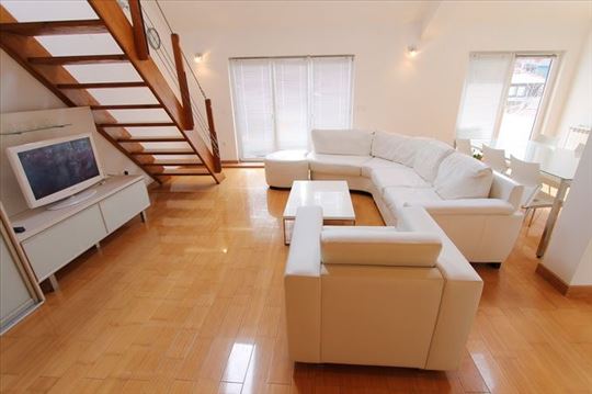 Svetao duplex, velika terasa, Centar, ID 1537