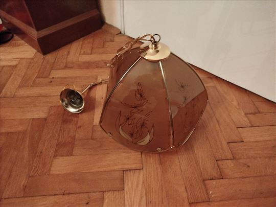 Zuckasti stakleni luster