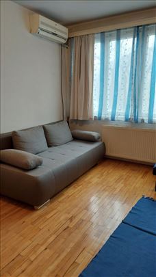 Banovo Brdo , B Parovića, 18kvm, II, CG