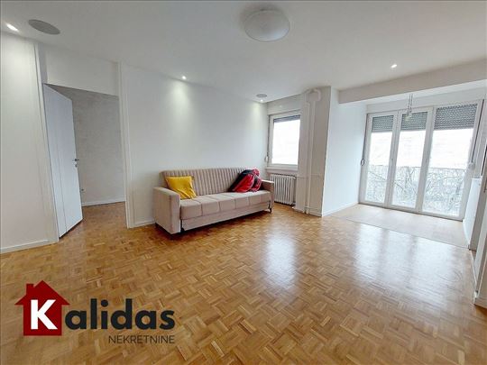 Bulevar oslobođenja - socijalno, odmah useljivo!