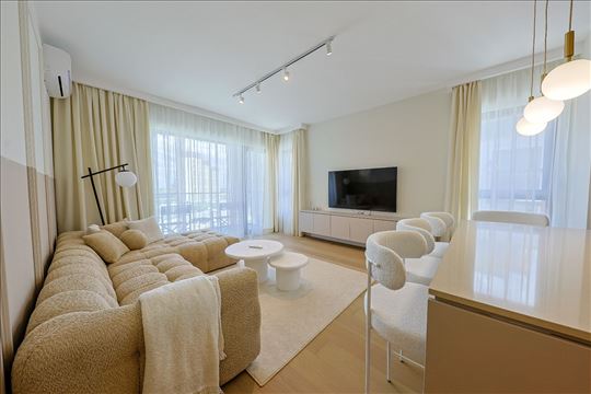 BW King’s Park- luksuzan 3bedroom dizajnerski stan