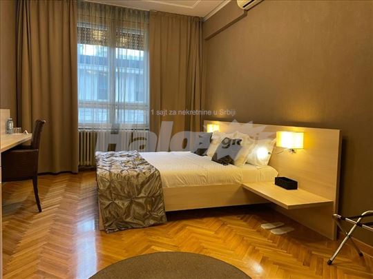 Centar, Kneza Mihaila, 48m2, sve u ceni!