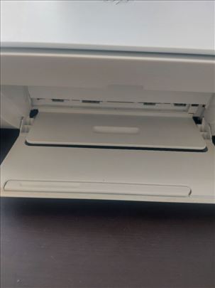 HP Desk Jet 2700