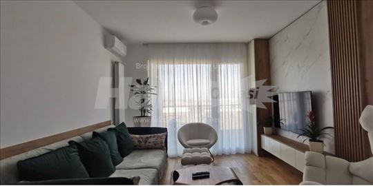 IZUZETAN - Matis New Point Kragujevac - 66m2