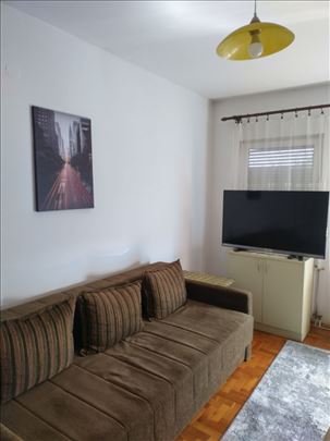 Jednoiposoban stan - 44m2 - Centar