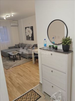 Jednoiposoban stan na Avijatičarskom naselju