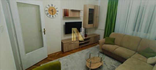 Komforan dvosoban stan u Kraljevića Marka