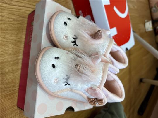 Nove patofne za devojcice 