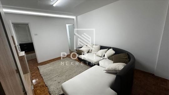 Novi Beograd,četvorosoban stan 80 m2,odličan ID#16