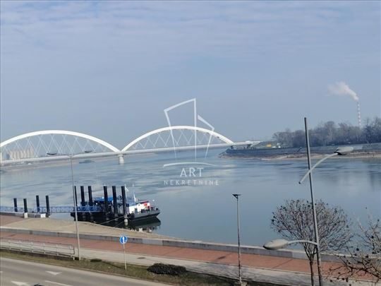 Novi Sad , 3.0 salonac ID#13649