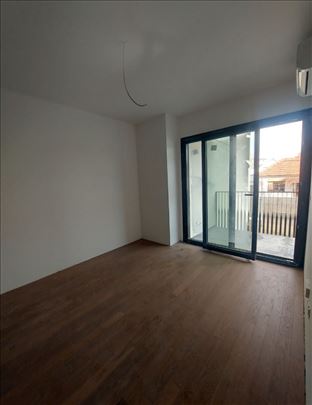 Prodaje se jednoiposoban stan u Erdogliji, nov