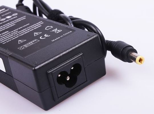 Punjač laptop IBM 16V 4.5A - Konektor: 5.5x2.5 Hig
