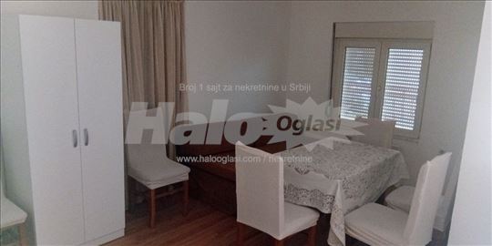 Stan za izdavanje Zemun