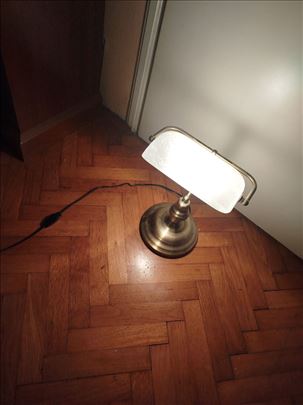 Stona bankarska lampa