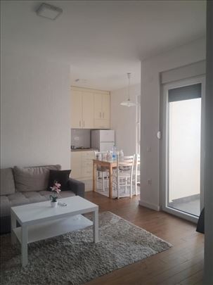 Surcin centar ID#1098