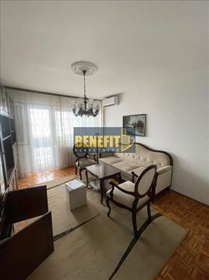 Za izdavanje  stan u centru Zemuna