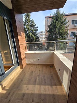 Zvezdarska šuma, lux novogradnja, garaža