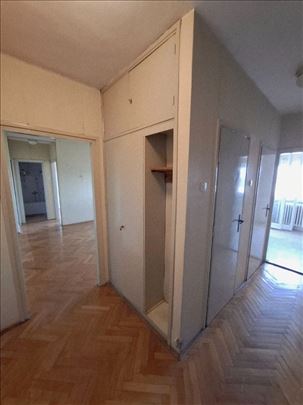  27.Marta, 57m2(L), 7/8, uknjižen