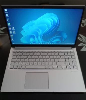 Asus VivoBook 15 Intel Hexa Core i3-1215U 16GB RAM