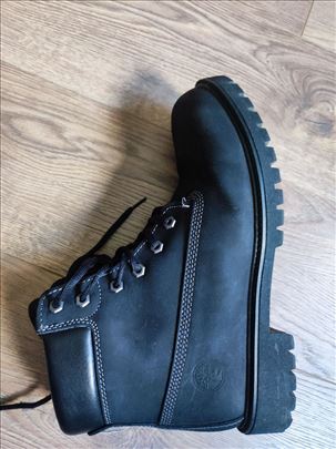 avangardia cipele 45 vodootporne KAO NOVE