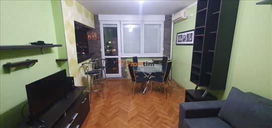 Blok 21, šest kaplara, 3,0, opremljen