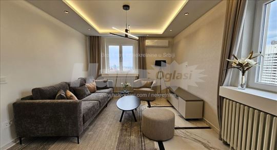 Izdavanje - Luksuzan stan kod Tasmajdana 