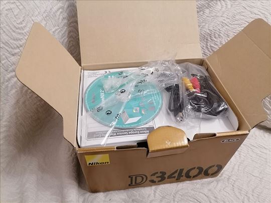 Nikon D3400 sa obj. 18-55 4436 okidanja