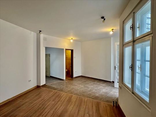 Nušićeva, pešačka zona odlična investicija. ID#249