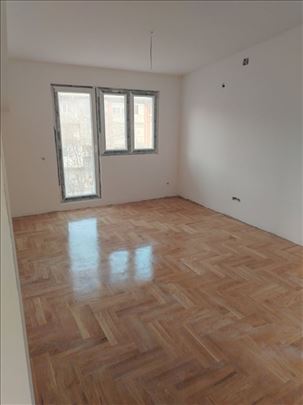 Odličan  NOV 2.5 stan u Mirijevskom bulevaru