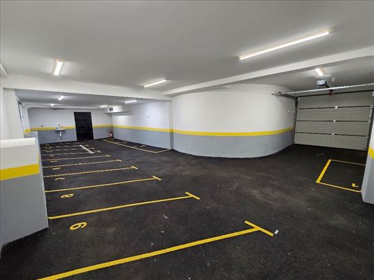 Premium garaža 120m2 - Krunska