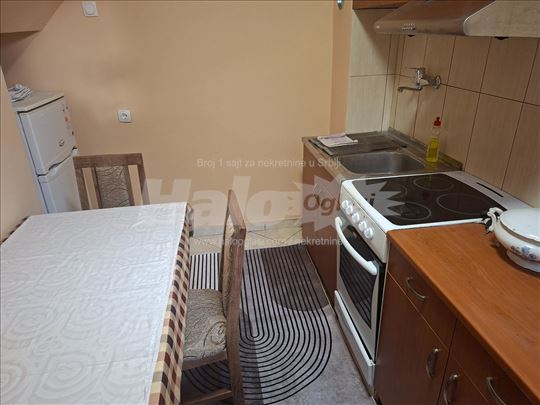 Stan u kuci sa zasebnim ulazom 2.0