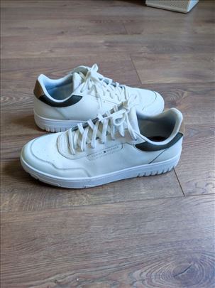 tommy hilfiger patike 46 original