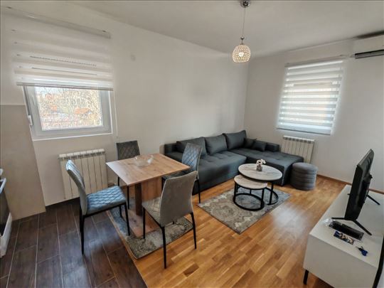 Ugrinovački put, novogradnja 2026, parking