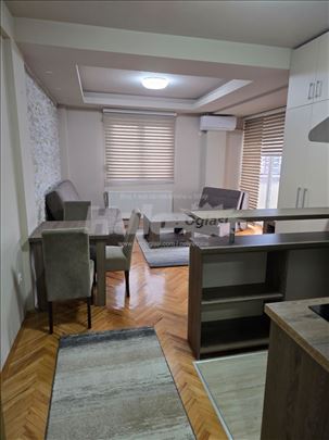 Izdajem garsonjeru sa svim troskovima