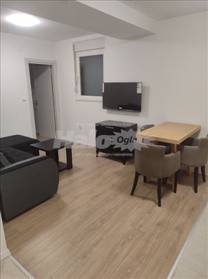 Izdajem stan u Kaluđerici