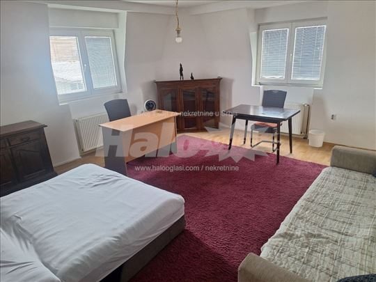 Izdavanje soba za studente i mladje osobe