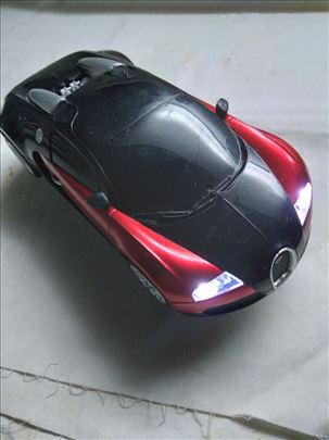 Na daljinski autic Bugatti razmera 1:24 sa daljins