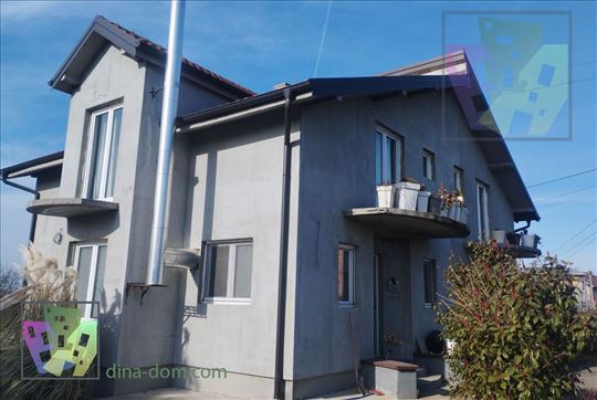 Nova kuća sa dve vertikale u Pudarcima