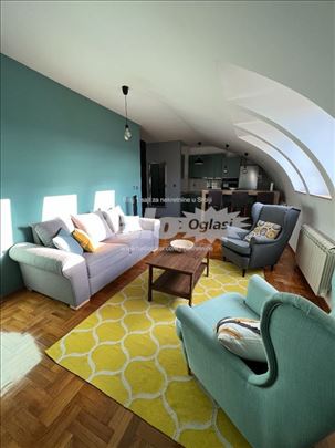 Prodaja stan ul Živka Davidovića/ garažno mesto 