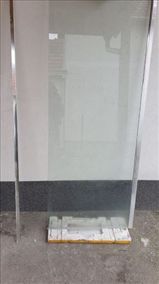 Prodajem staklenu stanicu za tus kabinu