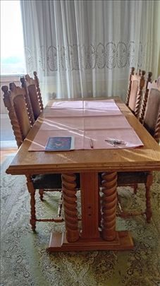 Snižena cena za 30eura trpezarijski sto i 4 stolic
