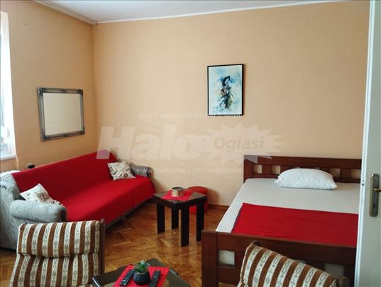 Stan u Centru za izdavanje na duže vreme