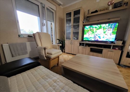 Trosoban stan na Novoj Detelinari